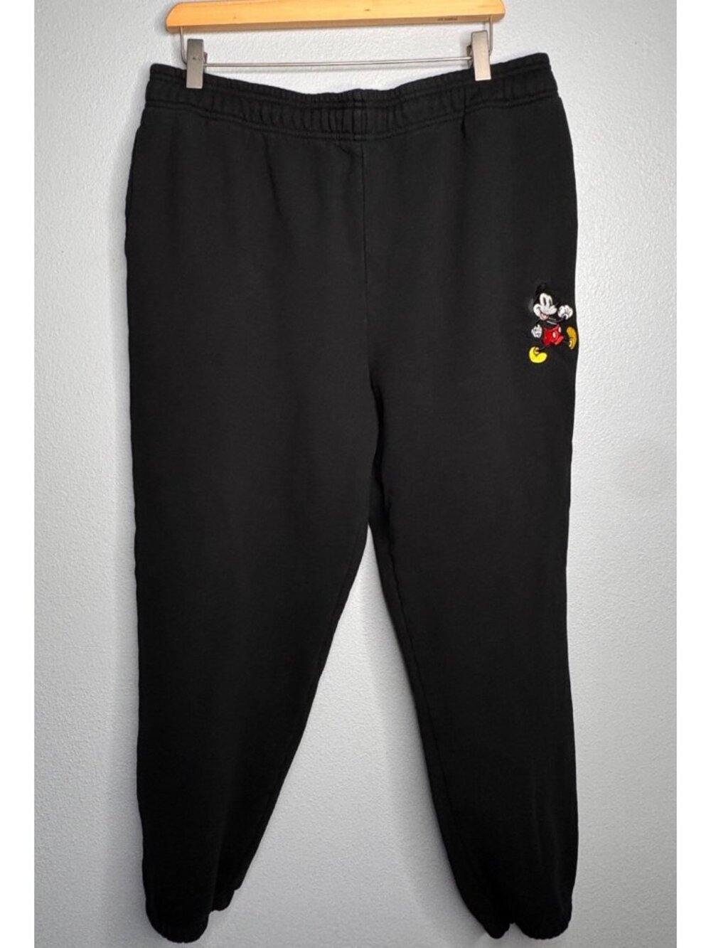 Disney Mickey Mouse Black Joggers Sweatpants Embroidered Size XL